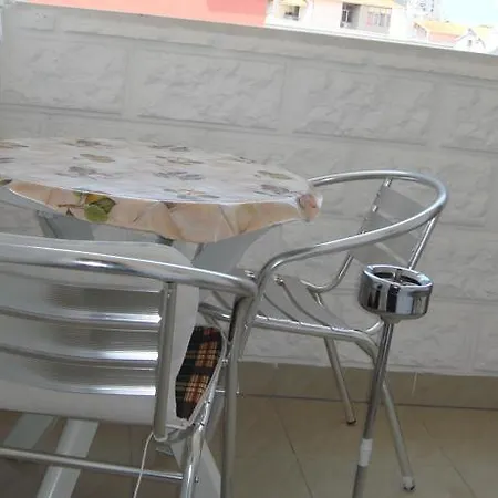 Apartment Rogosic 아파트 *