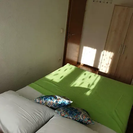 Apartment Rogosic *